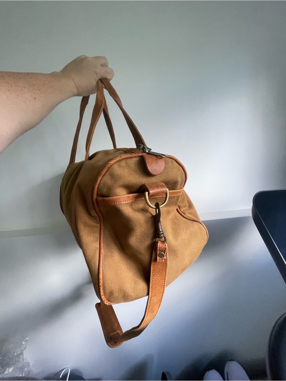 Sandstorm Canvas Duffel Bag in Tan with Leather Trim - Picture 2 of 8